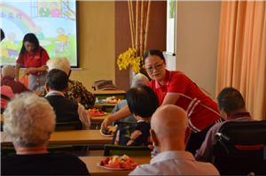 走进福利院，情暖老人心——新利体育供应链公益行