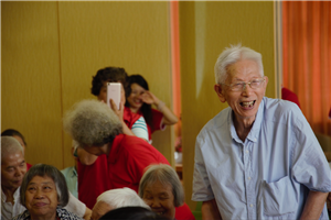 走进福利院，情暖老人心——新利体育供应链公益行